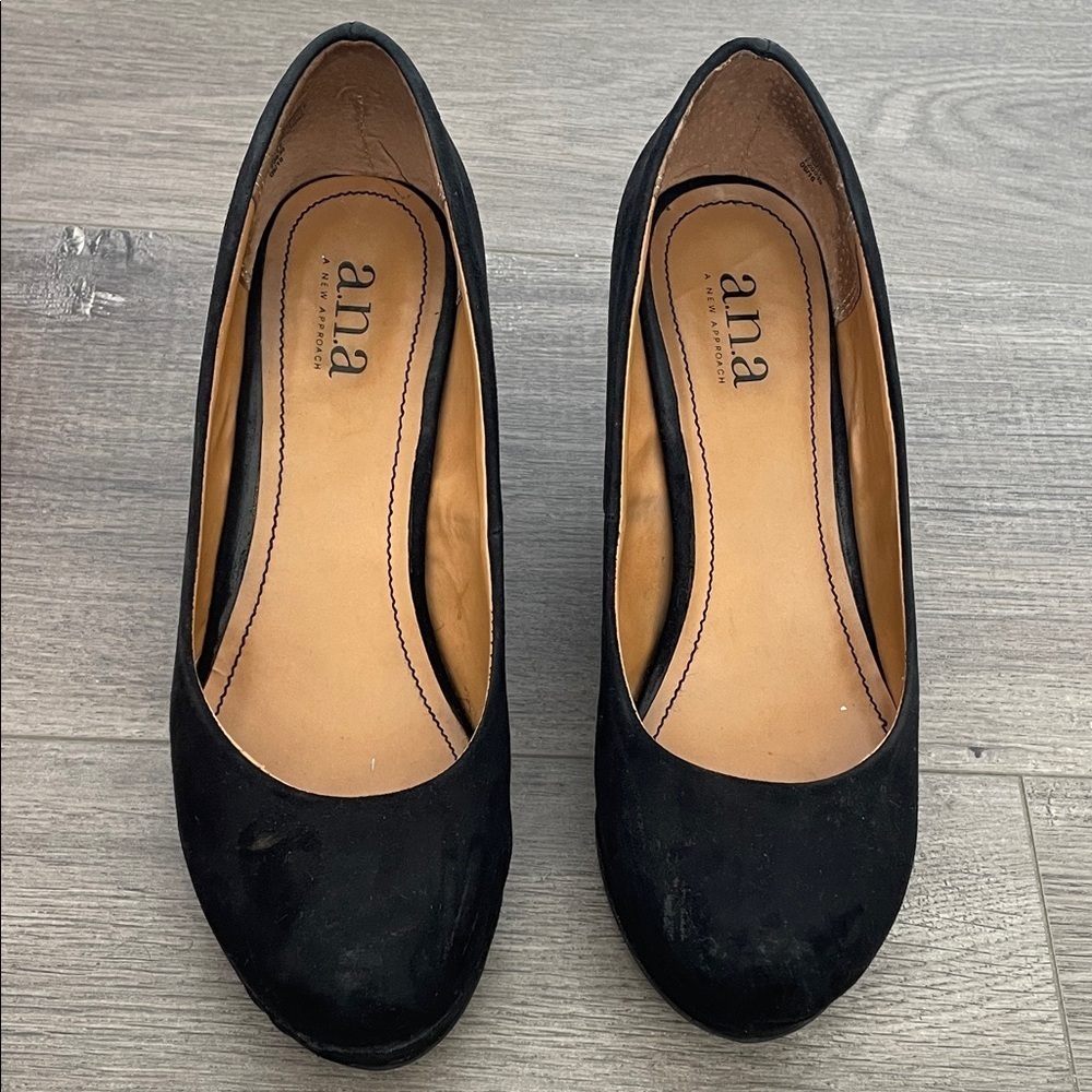 a.n.a Classic Black Heels size 6.5